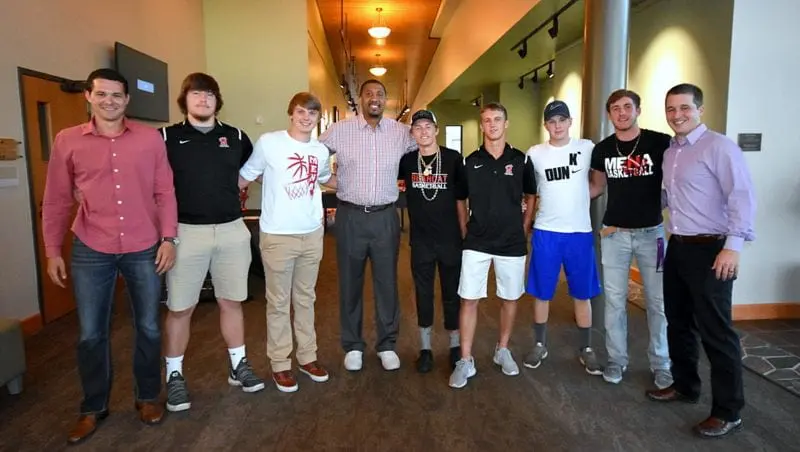 Bearcat Bash – Bearcats Meet Scotty Thurman