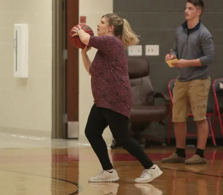 Mena Faculty vs Parents in 1st Ever Hot Shot Contest